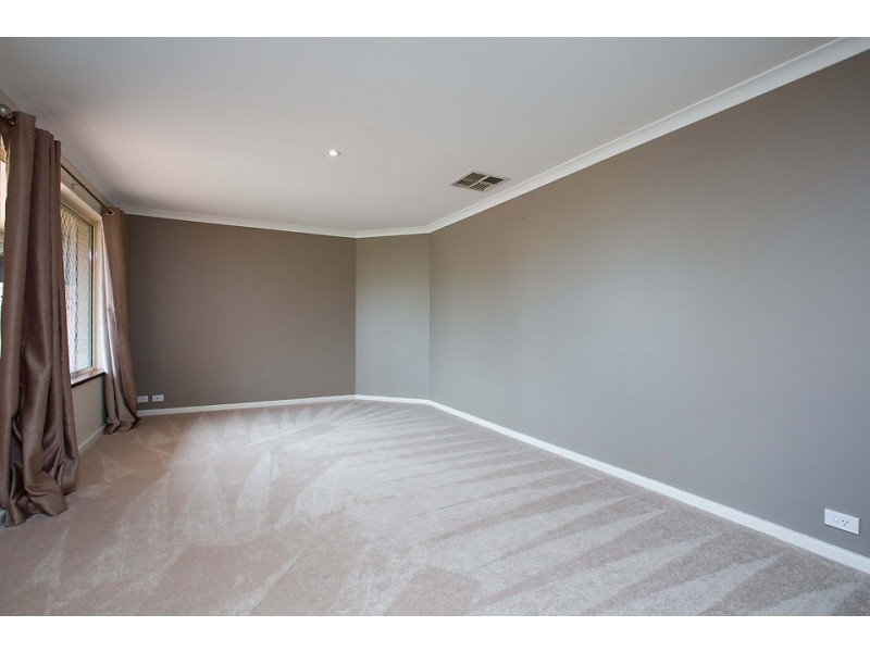 8 Arabian Gardens, Eaton WA 6232