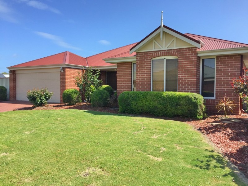 3 Golden Beryl Avenue, Australind WA 6233