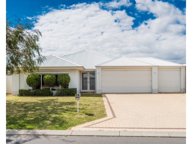 8 Claymore Loop, Dalyellup WA 6230