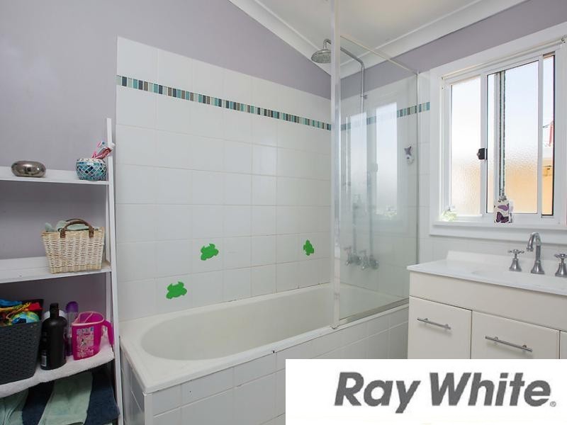 18 Bushell Street, Carey Park WA 6230