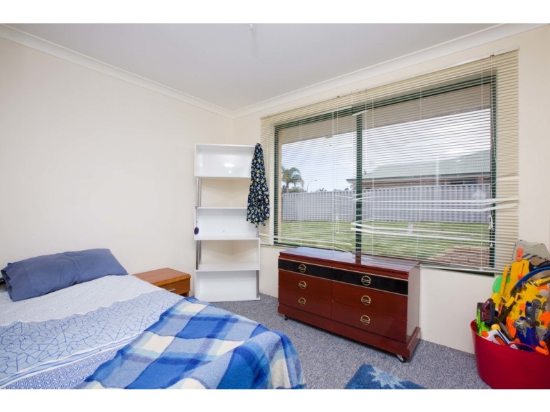 6 Kearney Way, Usher WA 6230