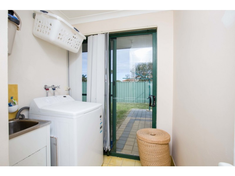 6 Kearney Way, Usher WA 6230