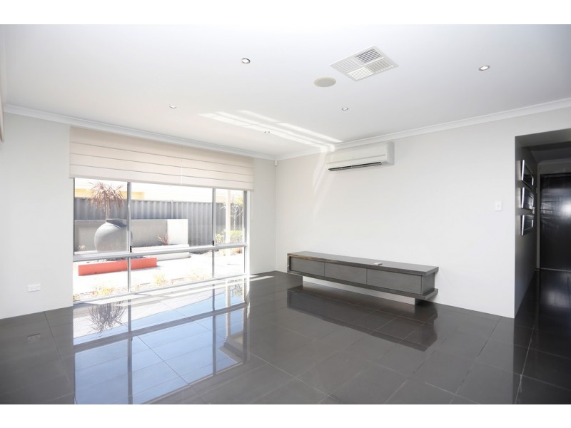 12 Colonna Street, Dalyellup WA 6230