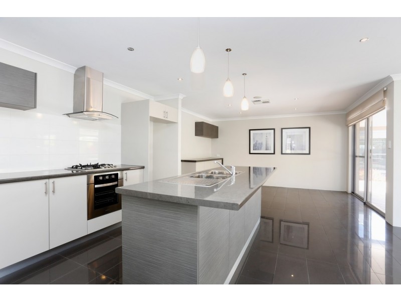 12 Colonna Street, Dalyellup WA 6230