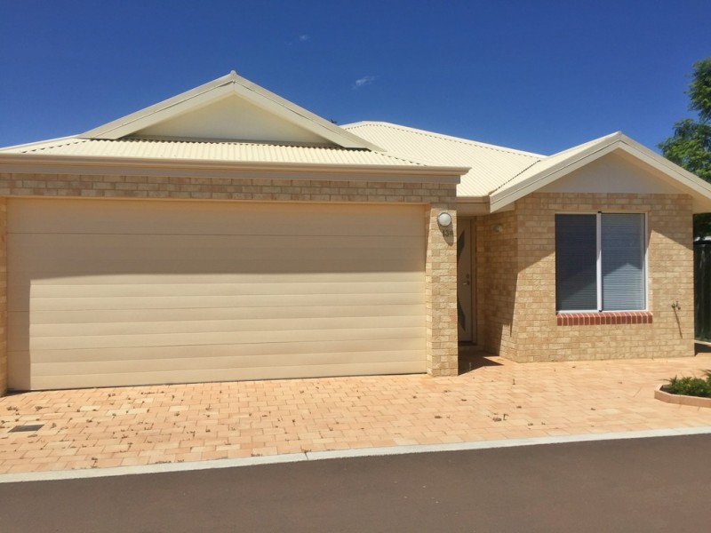 13b Cambrose Avenue, Australind WA 6233