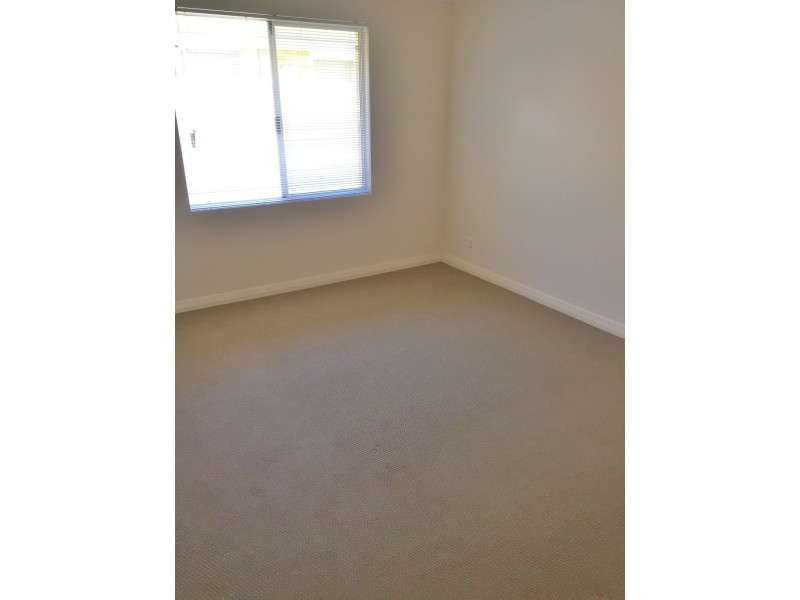 13b Cambrose Avenue, Australind WA 6233