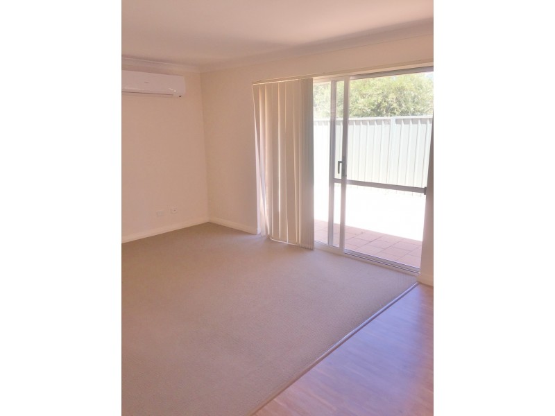 13b Cambrose Avenue, Australind WA 6233