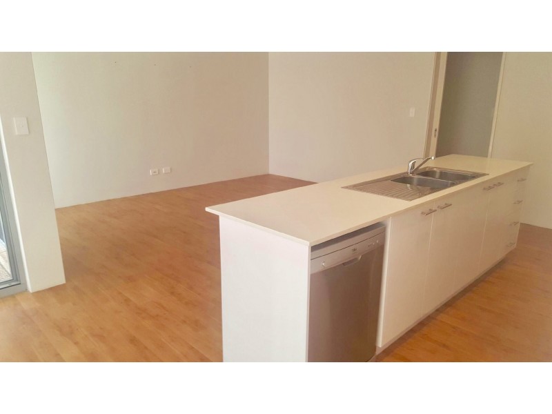 13 Advance Road, Dalyellup WA 6230