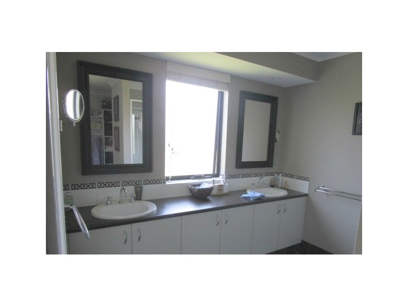 30 Lewana Approach, Dalyellup WA 6230