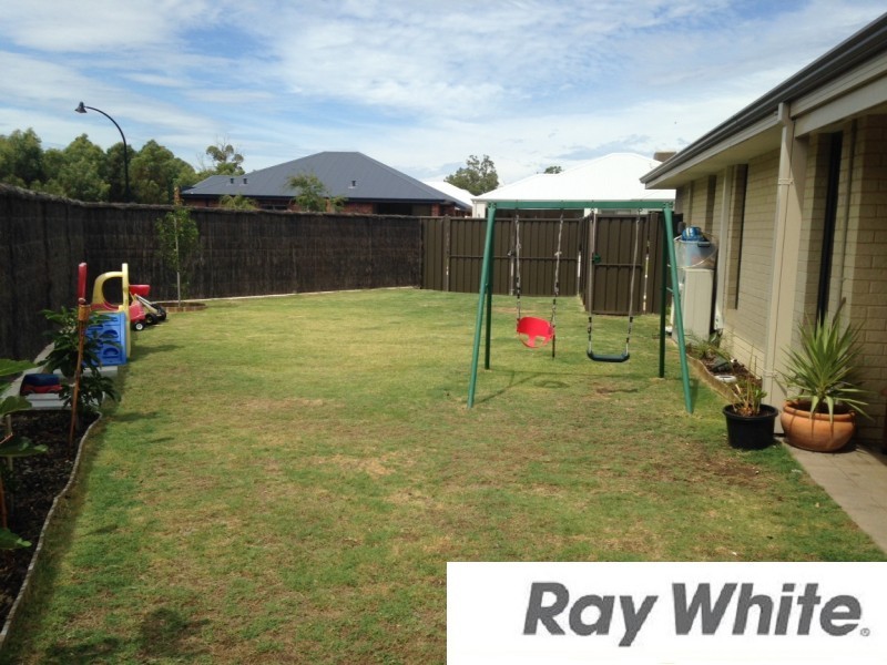 13 Sirius Street, Dalyellup WA 6230