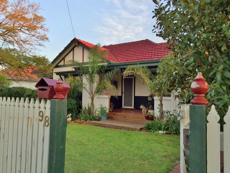 98 Clarke Street, South Bunbury WA 6230