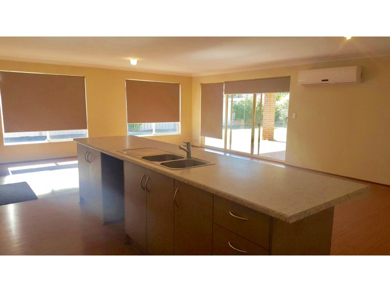 13 Pluto Drive, Australind WA 6233