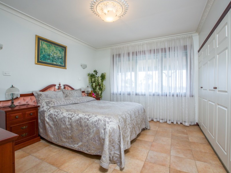 16 Trinity Rise, College Grove WA 6230