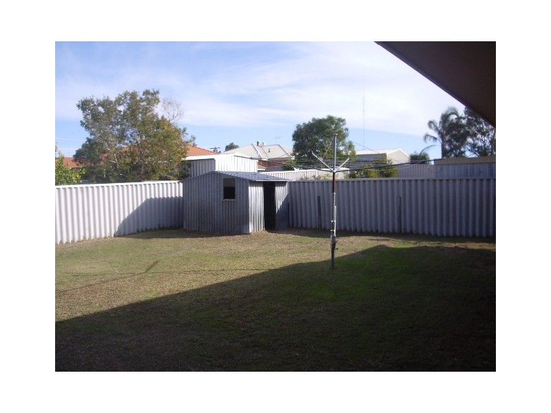 19 Whatman Way, Bunbury WA 6230