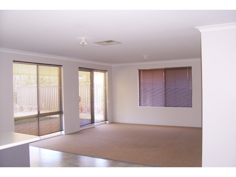 80 Hornibrook Road, Dalyellup WA 6230