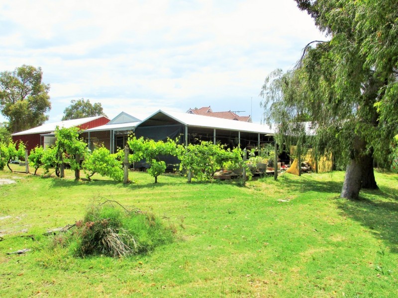 35 Tributary Place, Leschenault WA 6233