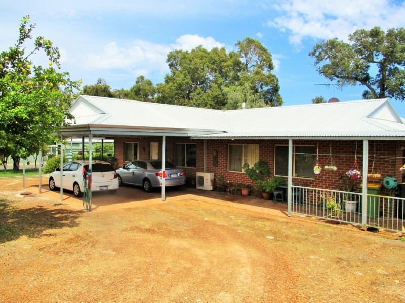 35 Tributary Place, Leschenault WA 6233