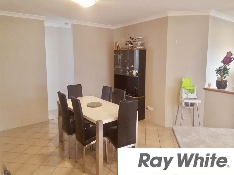 17 Darwin Way, College Grove WA 6230