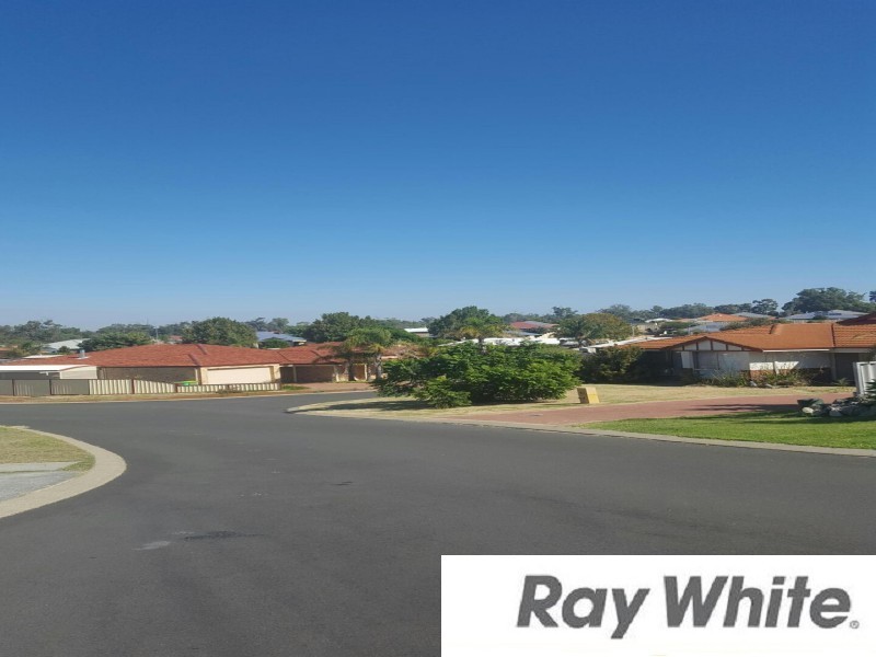 17 Darwin Way, College Grove WA 6230