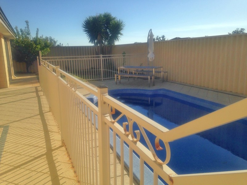 18 Sapphire Road, Dalyellup WA 6230