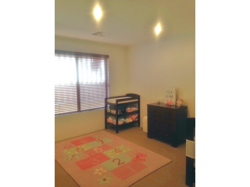 18 Sapphire Road, Dalyellup WA 6230