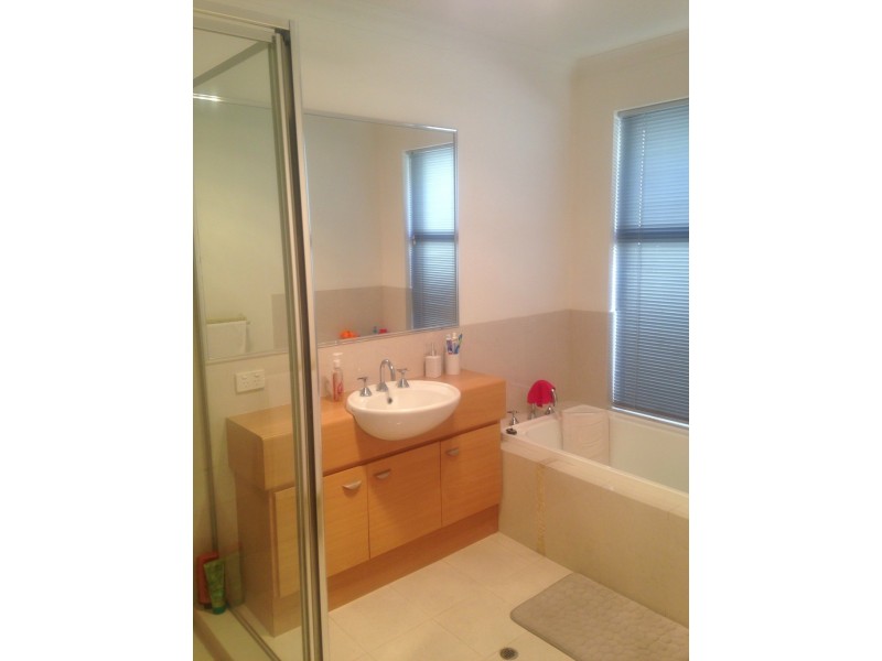 18 Sapphire Road, Dalyellup WA 6230