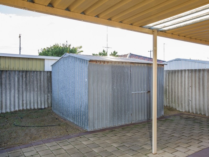 31 Sweeny Street, Carey Park WA 6230