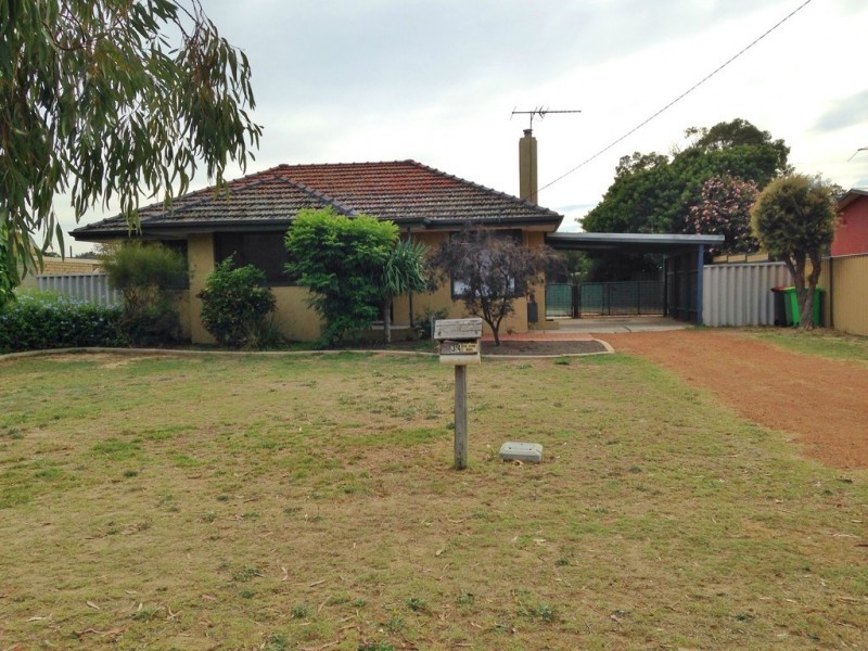 34 Hudson Road, Withers WA 6230