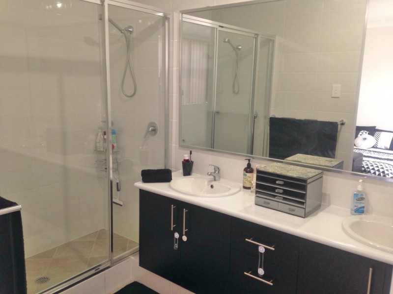 8 Myanore Way, Millbridge WA 6232