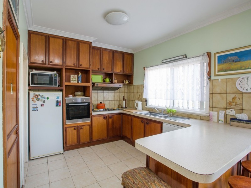 1 Nash Street, Glen Iris WA 6230