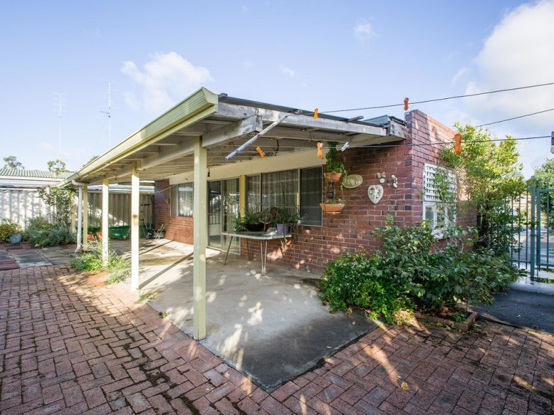 1 Nash Street, Glen Iris WA 6230