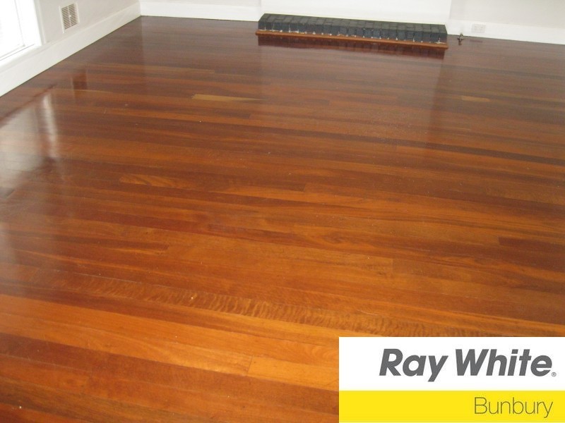 20A Halsey Street, Bunbury WA 6230