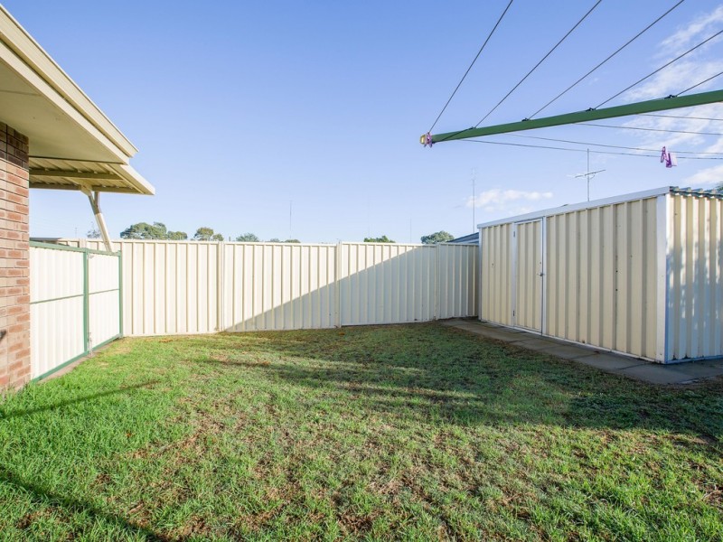 31 Sweeny Street, Carey Park WA 6230