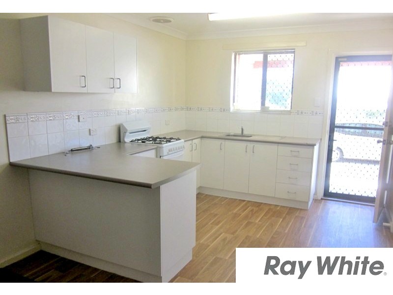 3/4 Davenport Way, Withers WA 6230