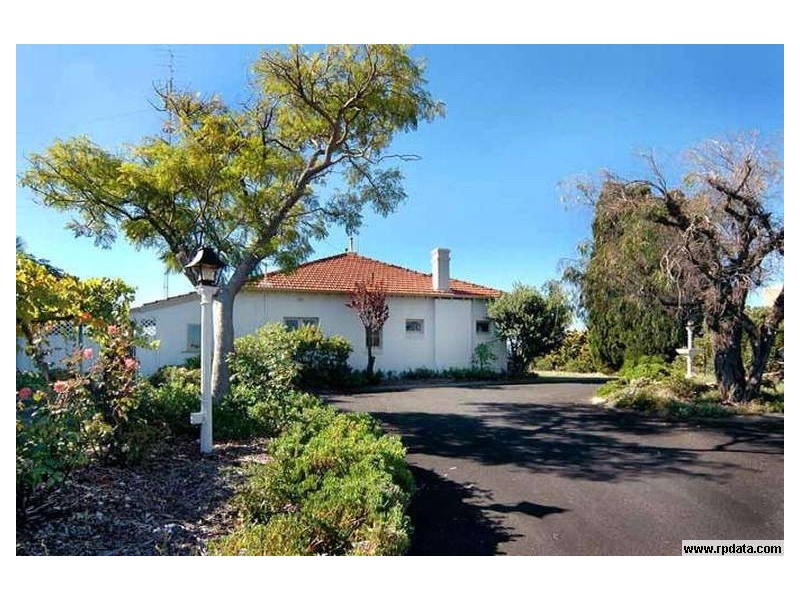 38 Parkfield Street, Bunbury WA 6230