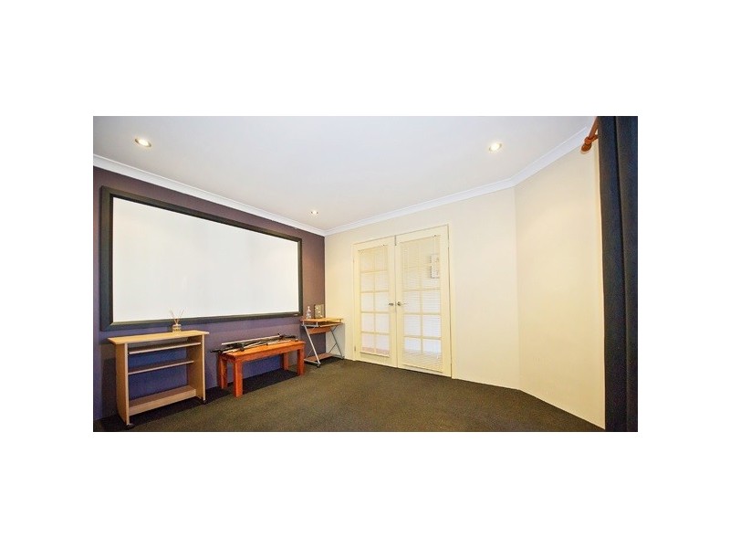 16 Batman Way, Dalyellup WA 6230