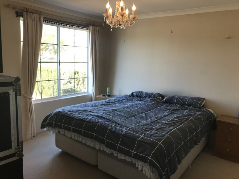 26 Dixon Street, Carey Park WA 6230