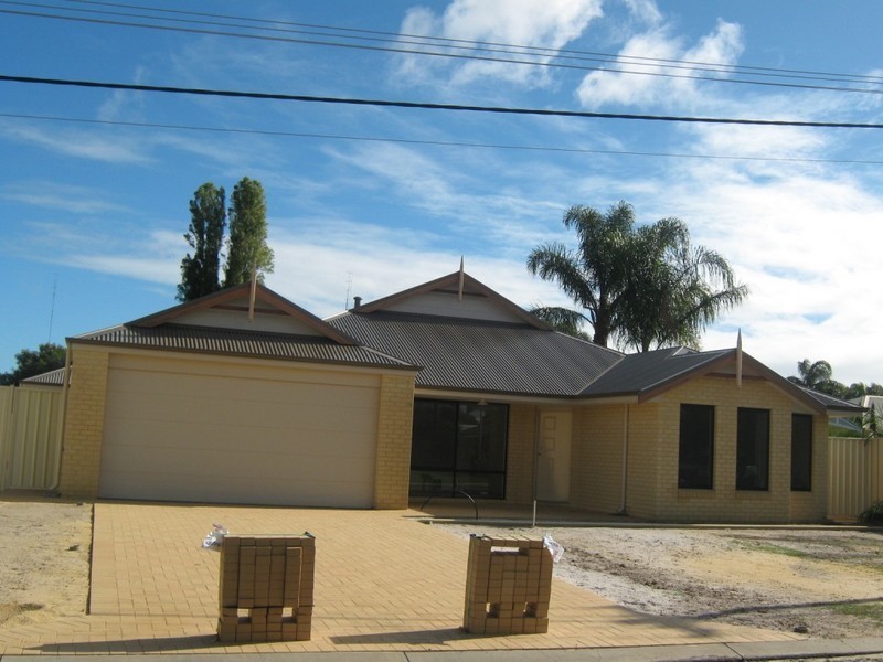 4 Brett Place, Dardanup WA 6236