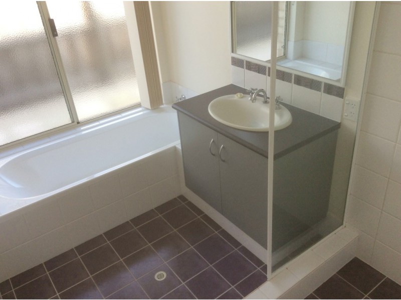 109 Braidwood Drive, Australind WA 6233