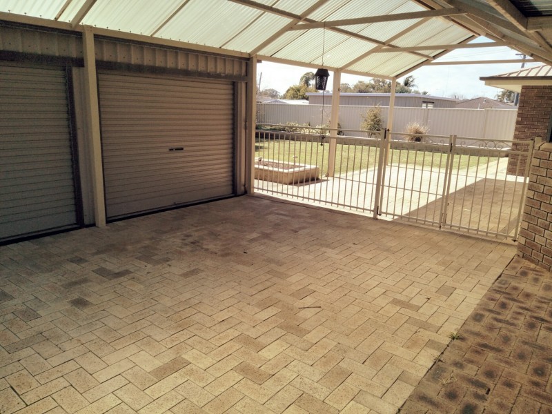 4 Coote Place, Usher WA 6230