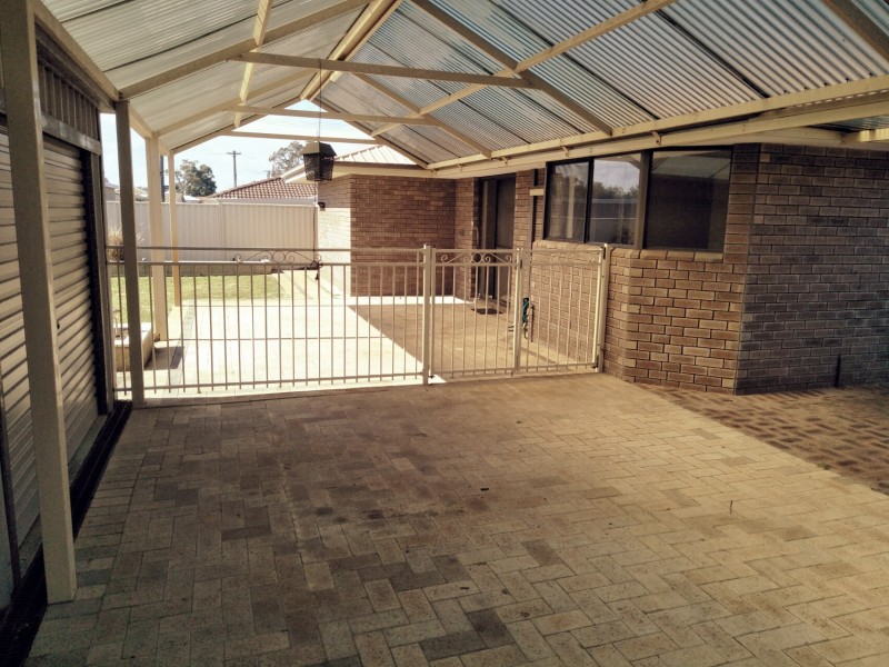 4 Coote Place, Usher WA 6230