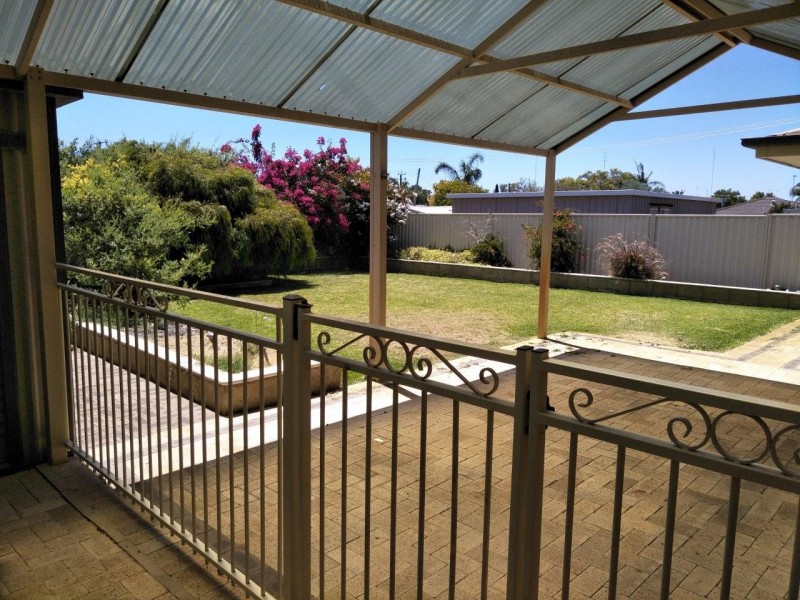 4 Coote Place, Usher WA 6230