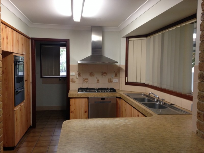 15 Armanta Drive, Carey Park WA 6230