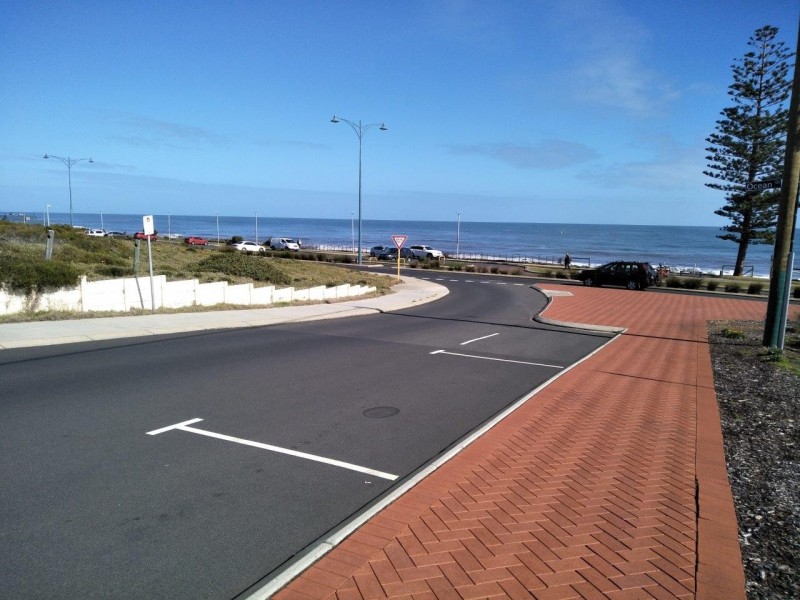 4/8 Wellington, Bunbury WA 6230