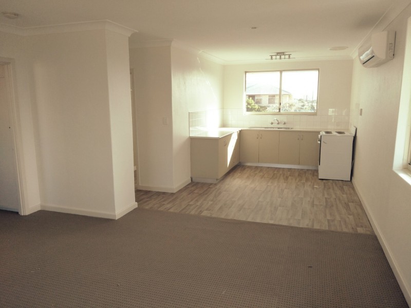 4/8 Wellington, Bunbury WA 6230