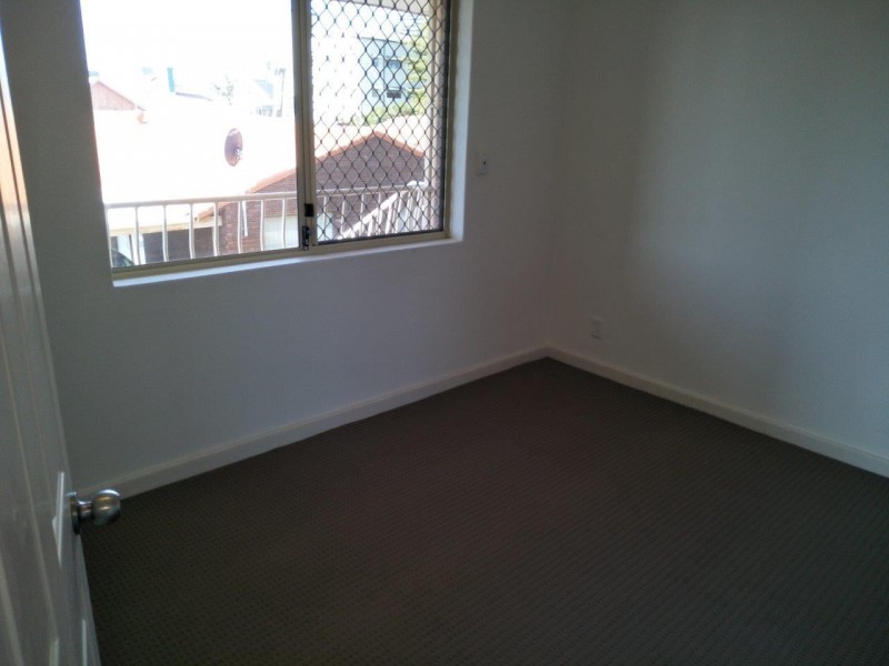 4/8 Wellington, Bunbury WA 6230