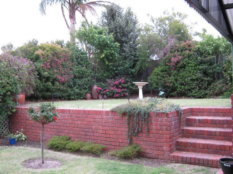 30 Peppermint Way, Eaton WA 6232