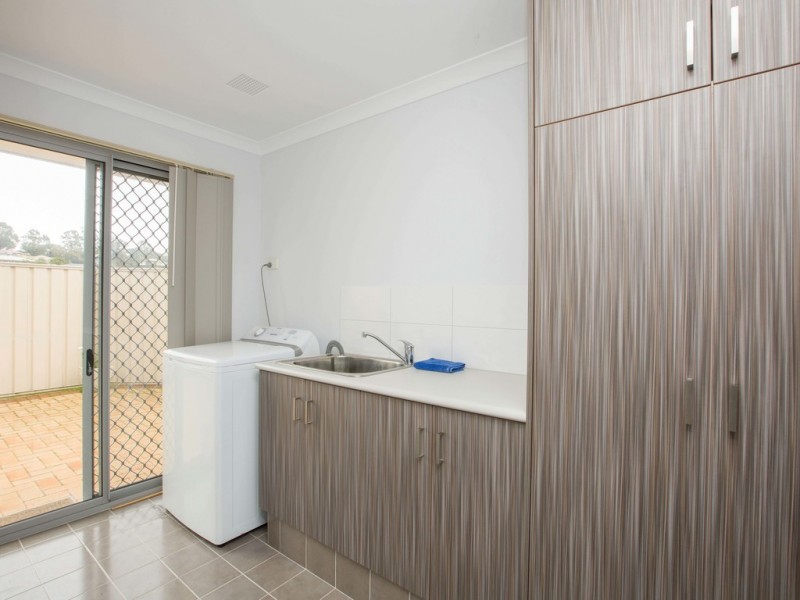 14/21 Pearce Road, Australind WA 6233