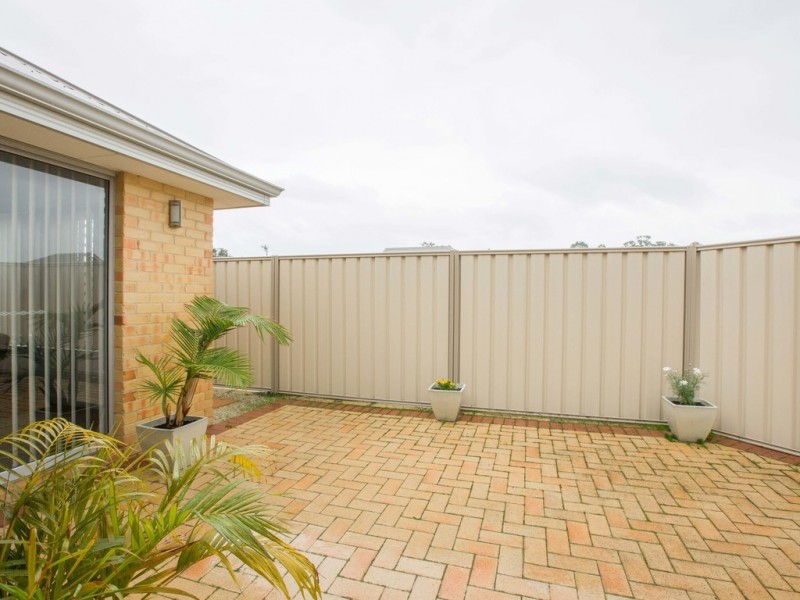 14/21 Pearce Road, Australind WA 6233