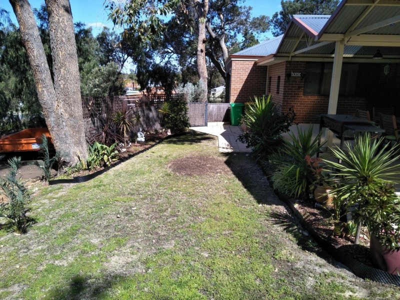 67 Winthrop Avenue, College Grove WA 6230